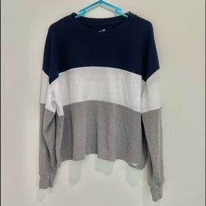 Hollister Crewneck (L)